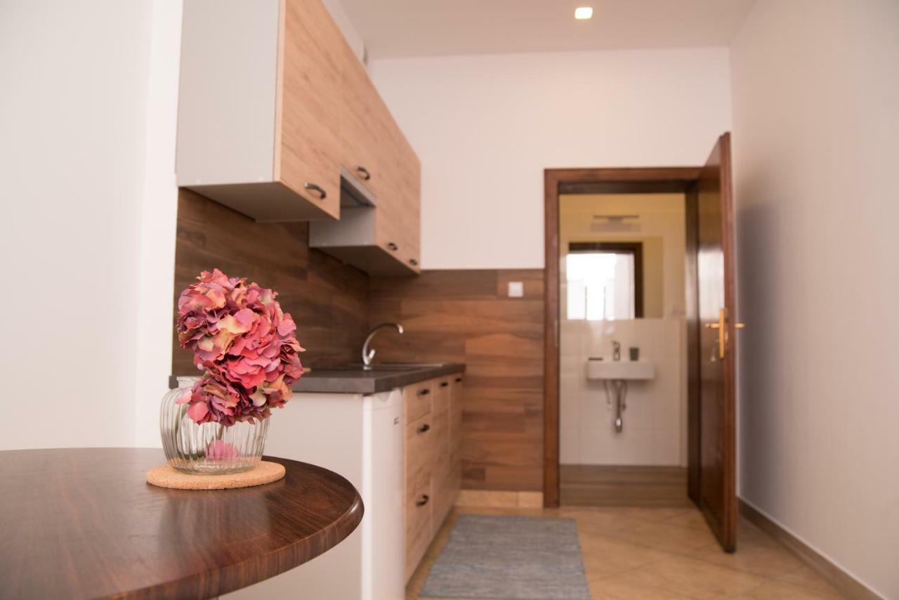 Za Raba Apartment *